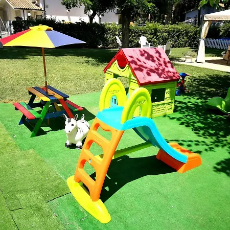 La Meria Di Maria La Terrazza Marina di Grosseto Buitenkant foto